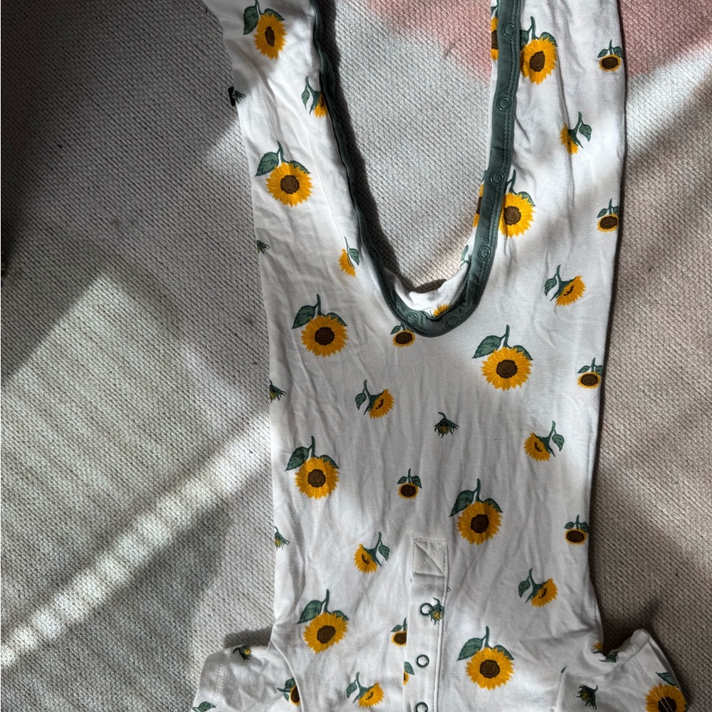 Kyte BABY Sunflower Print Bodysuit